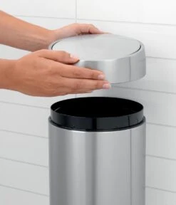 Brabantia Slide Bin Prullenbak - 5 L - Matt Black 14 Brabantia Slide Bin Prullenbak - 5 L - Matt Black -Huishoudelijke Schoonmaak 1029x1200 24