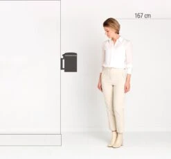 Brabantia NewIcon Wandafvalemmer - 3 L - Platinum -Huishoudelijke Schoonmaak 1200x1111 5