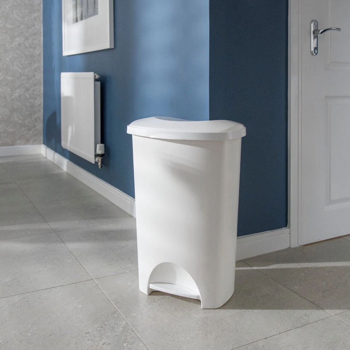 Pedaalemmer - Prullenbak - Afvalbak - 50 Liter – Wit 4 Pedaalemmer - Prullenbak - Afvalbak - 50 Liter – Wit - Afbeelding 2