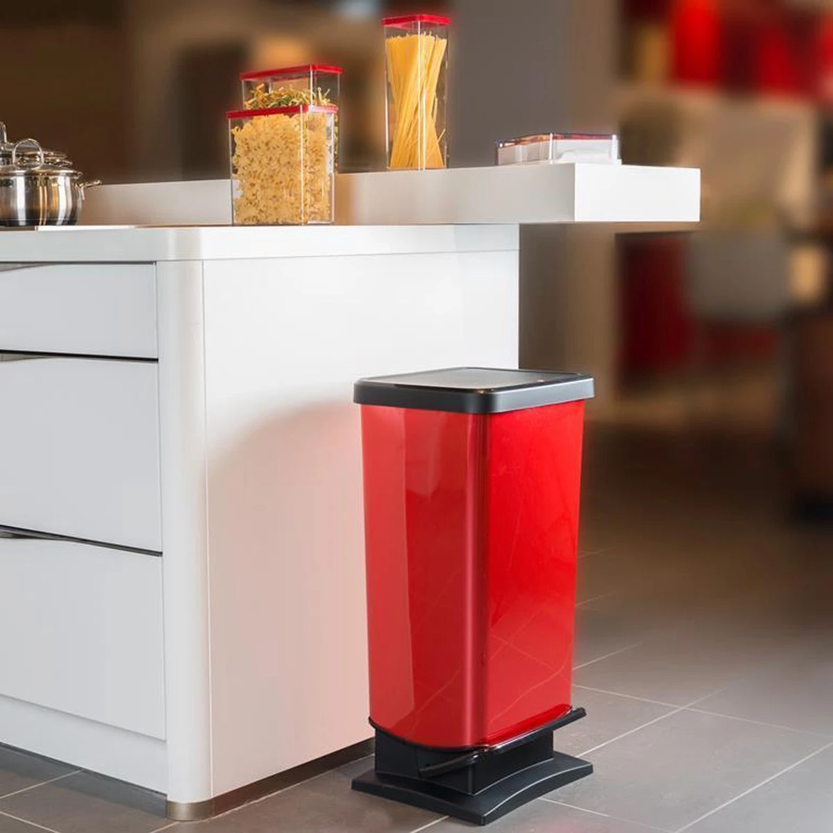 Rotho - Pedaalemmer 40L PASO Rood 5 Rotho - Pedaalemmer 40L PASO Rood - Afbeelding 3