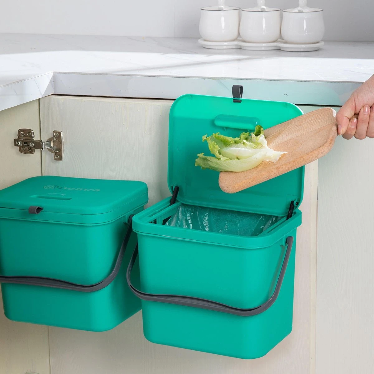 Homra Wall-up Prullenbak | Inbouwprullenbak Ophangbaar Met Plakstrip | GFT Vuilbak | Werkblak Afvalbak | Draagbare Vuilnisemmer | 8L Inhoud | Groen 10 Homra Wall-up Prullenbak | Inbouwprullenbak Ophangbaar Met Plakstrip | GFT Vuilbak | Werkblak Afvalbak | Draagbare Vuilnisemmer | 8L Inhoud | Groen - Afbeelding 8