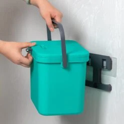 Homra Wall-up Prullenbak | Inbouwprullenbak Ophangbaar Met Plakstrip | GFT Vuilbak | Werkblak Afvalbak | Draagbare Vuilnisemmer | 8L Inhoud | Groen 30 Homra Wall-up Prullenbak | Inbouwprullenbak Ophangbaar Met Plakstrip | GFT Vuilbak | Werkblak Afvalbak | Draagbare Vuilnisemmer | 8L Inhoud | Groen -Huishoudelijke Schoonmaak 1200x1200 3228