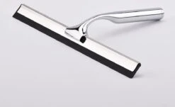 Douchewisser Inclusief Ophanghaak Met Zuignap - Douchewisser Badkamer - Raamtrekker - Douche Trekker - Raamwisser Douche - Douchetrekker - Douche Wisser - Ramen Schoonmaken - Chrome -Huishoudelijke Schoonmaak 1200x732 2