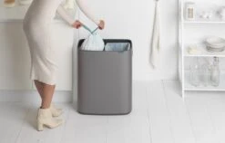 Brabantia Bo Touch Bin Prullenbak - 2 X 30 L - Platinum -Huishoudelijke Schoonmaak 1200x766 6