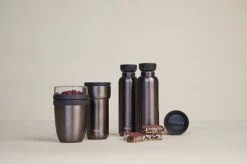 Mepal – Isoleer Lunchpot Ellipse – Houdt Je Eten 6-8 Uur Warm En 12 Uur Koud – Titanium – 2 Compartimenten – Soep Beker To Go – Yoghurt Beker Muesli - Thermos Lunchbox -Huishoudelijke Schoonmaak 1200x798 13