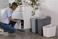 Curver Ready To Collect Prullenbak 30L - Blauw/Lichtgrijs -Huishoudelijke Schoonmaak 1200x807 1