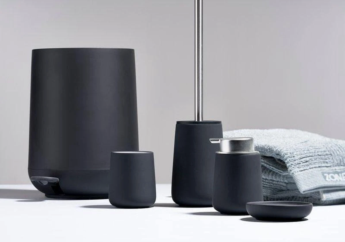 Zone Denmark Nova Pedaalemmer - Prullenbak - 3 Liter Inhoud - Met Pedaal - Zwart 9 Zone Denmark Nova Pedaalemmer - Prullenbak - 3 Liter Inhoud - Met Pedaal - Zwart - Afbeelding 7