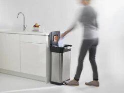 Joseph Joseph Intelligent Waste Prullenbak Titan Slim - RVS - 30 L - Zilver 31 Joseph Joseph Intelligent Waste Prullenbak Titan Slim - RVS - 30 L - Zilver -Huishoudelijke Schoonmaak 1200x900 119