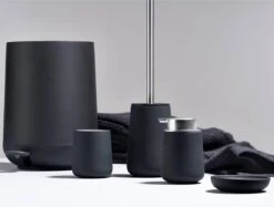 Zone Denmark Nova Pedaalemmer - Prullenbak - 3 Liter Inhoud - Met Pedaal - Zwart 16 Zone Denmark Nova Pedaalemmer - Prullenbak - 3 Liter Inhoud - Met Pedaal - Zwart -Huishoudelijke Schoonmaak 1200x907 6