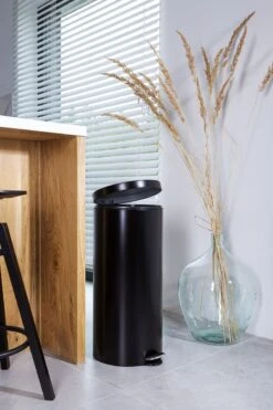 ZAZA Home & Office – Pedaalemmer 30L – Softclose – Antislip 29 ZAZA Home & Office – Pedaalemmer 30L – Softclose – Antislip -Huishoudelijke Schoonmaak 800x1200 53