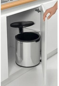 Brabantia Built-in-Bin Prullenbak - 15 L - Brilliant Steel 9 Brabantia Built-in-Bin Prullenbak - 15 L - Brilliant Steel -Huishoudelijke Schoonmaak 833x1200 7