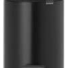 Brabantia NewIcon Prullenbak - 5 L - Matt Black -Huishoudelijke Schoonmaak 834x1200 2